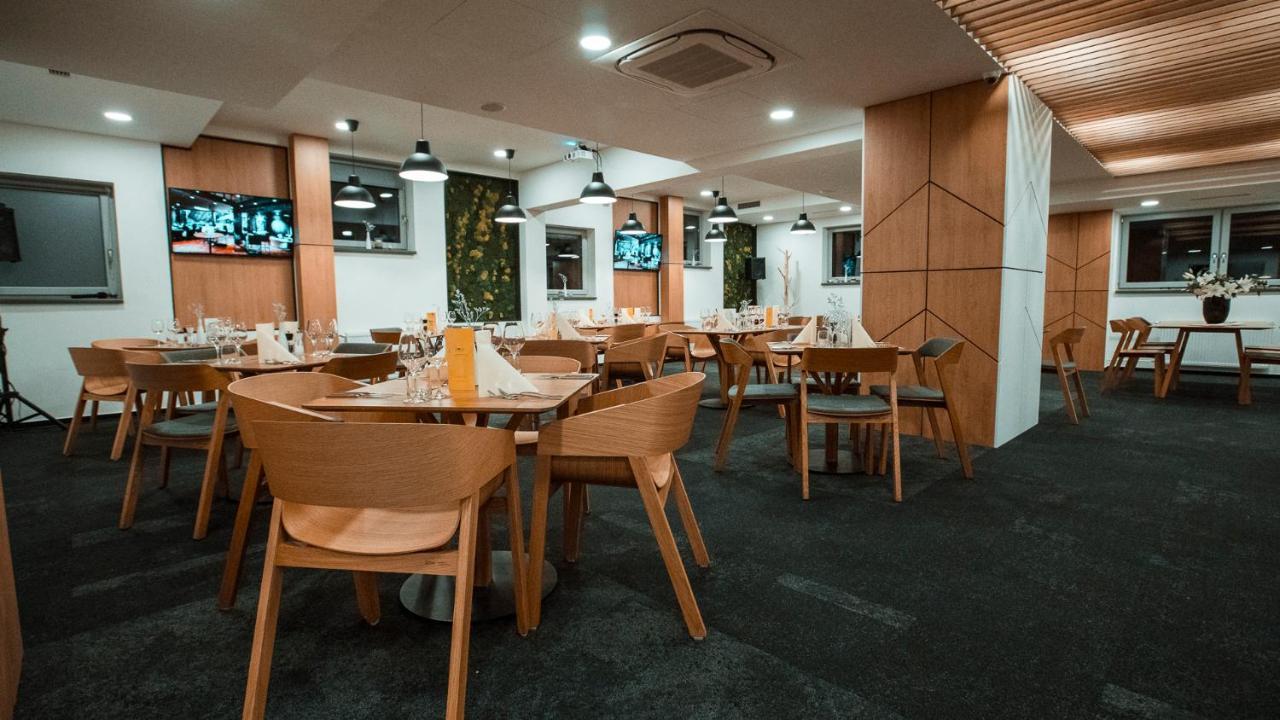 Hotel Arena كَشّا المظهر الخارجي الصورة